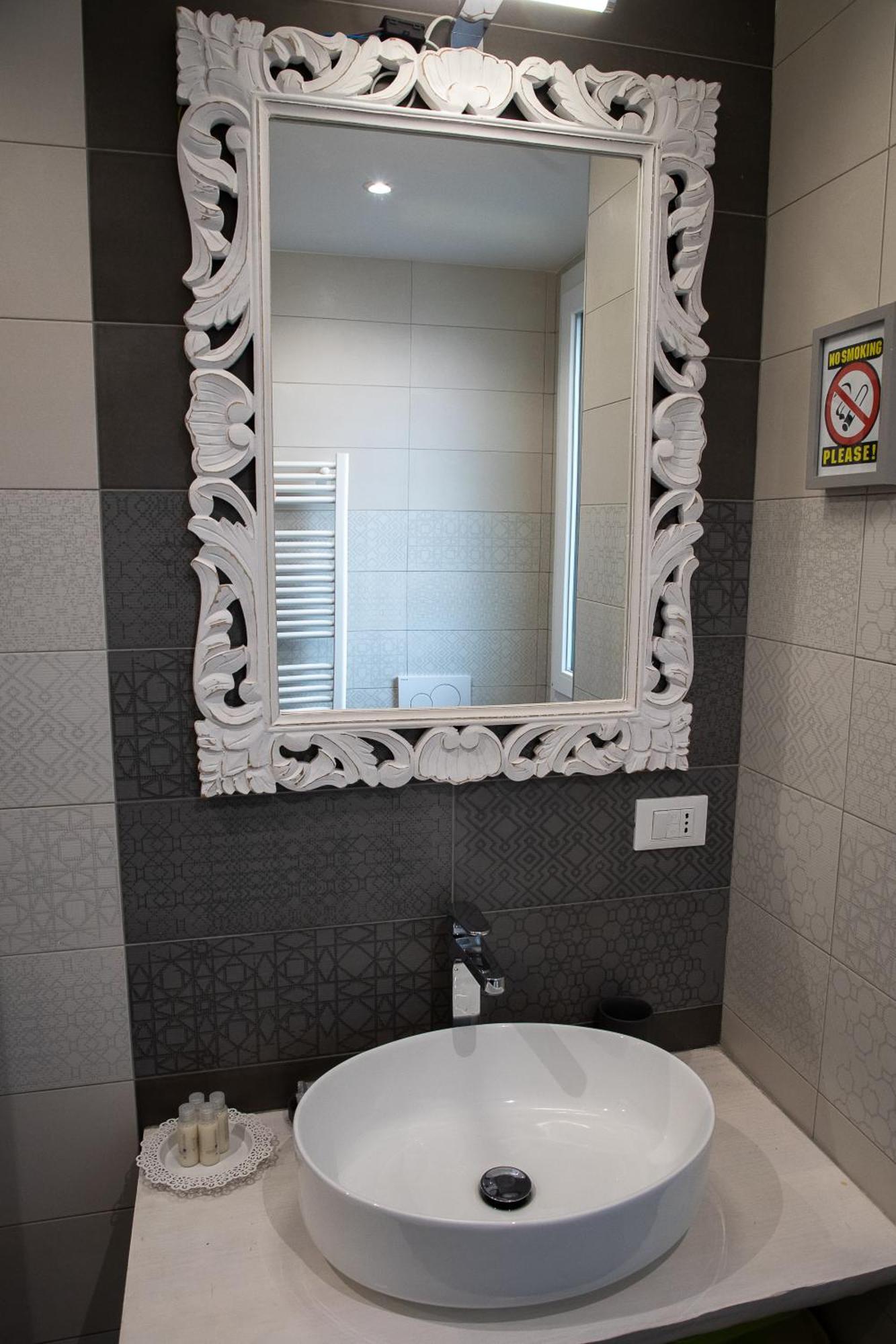 Happy Home Bo Centro Free Private Parking Bologna Ngoại thất bức ảnh