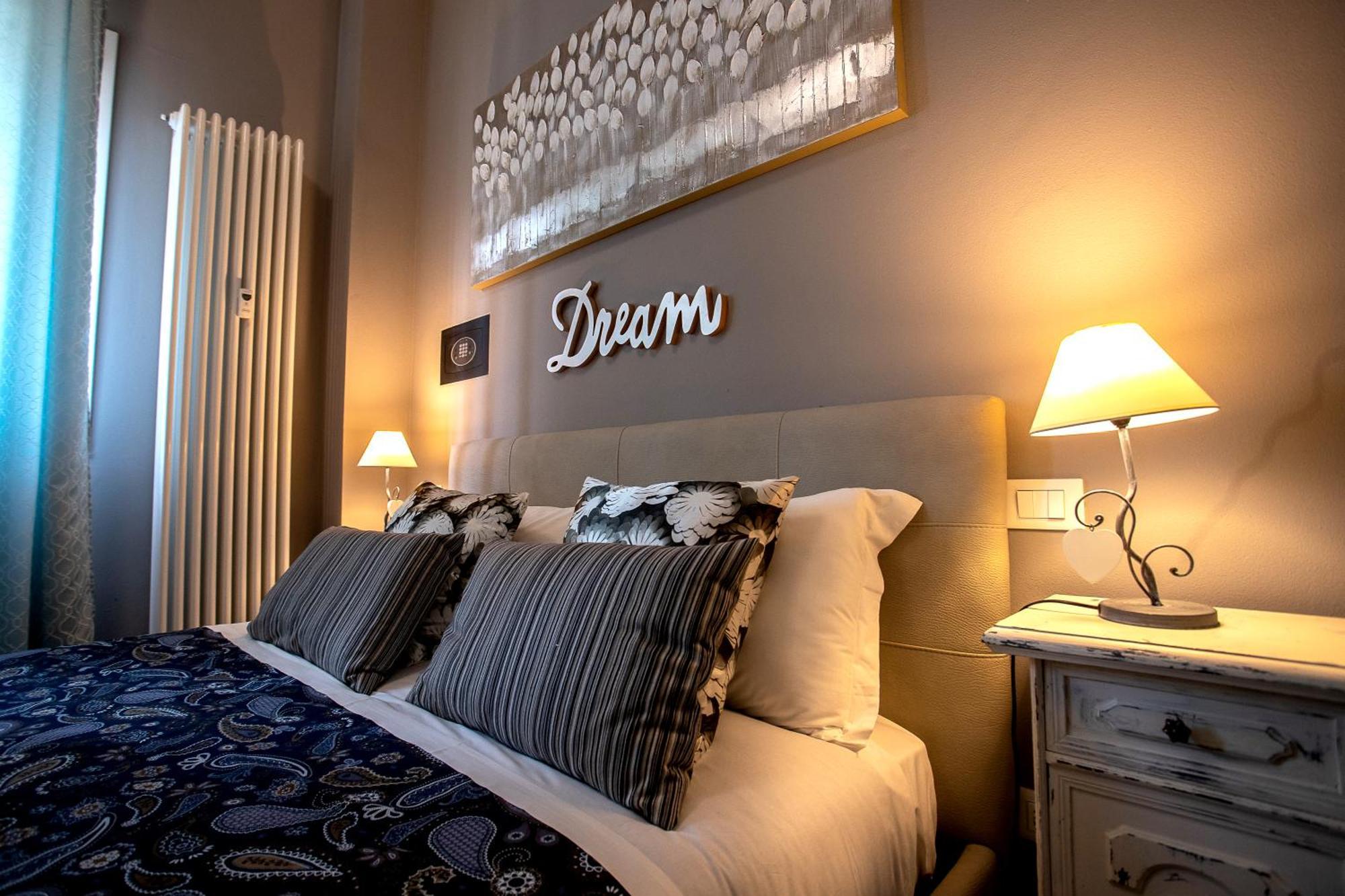Happy Home Bo Centro Free Private Parking Bologna Ngoại thất bức ảnh